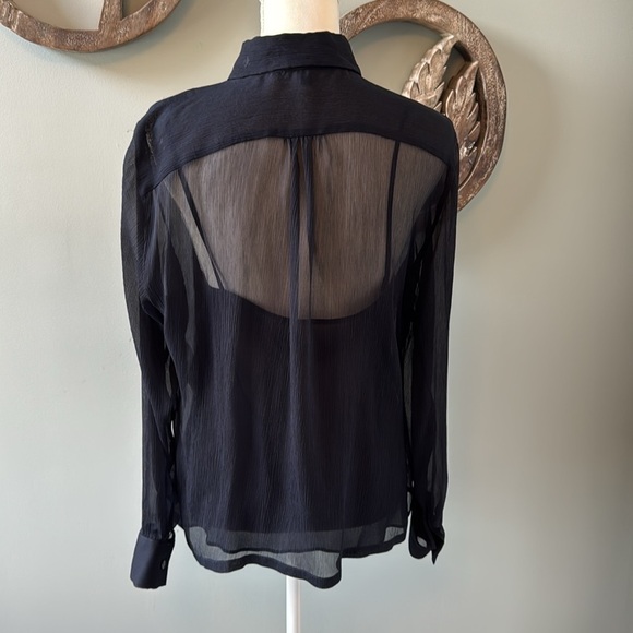 2 piece Escada silk navy blue ruffled blouse sizer 42 (12) - Picture 6 of 8